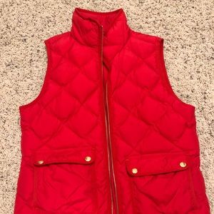 JCrew red women’s excursion quilted puffer vest